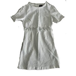 Topshop Textured Scallop Dress – White, US 6